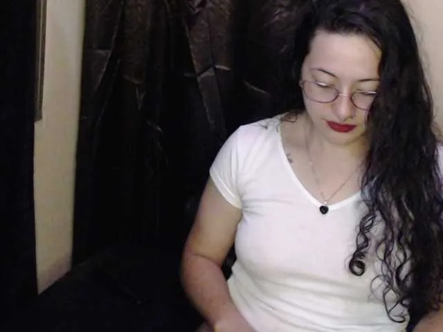 Live sex webcam photo for venus-latina #277762735