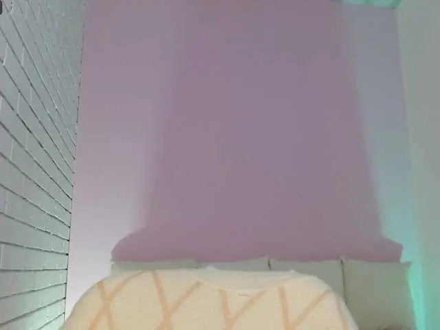 Live sex webcam photo for venus-tay #276402158