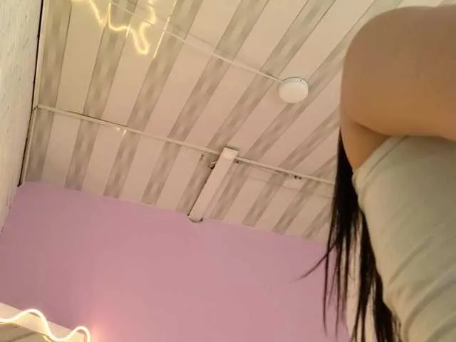 Live sex webcam photo for venus-tay #276681733