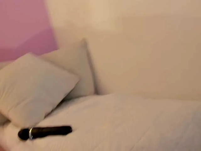 Live sex webcam photo for venus-tay #276822921