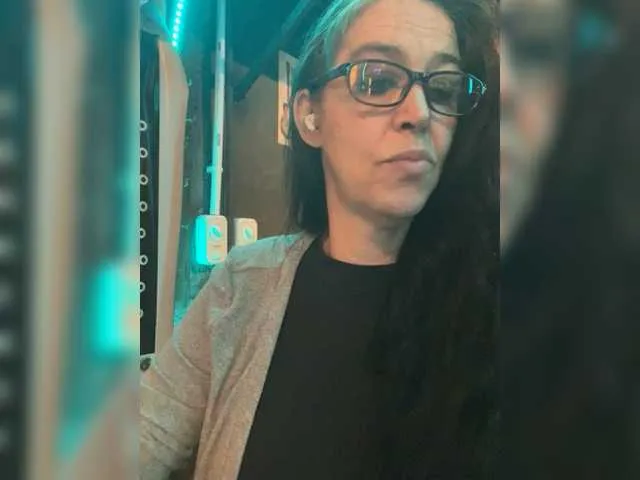 Live sex webcam photo for venusx1 #292321521