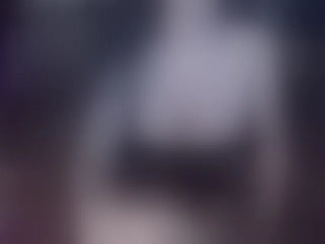 Live sex webcam photo for venusx1 #294021200