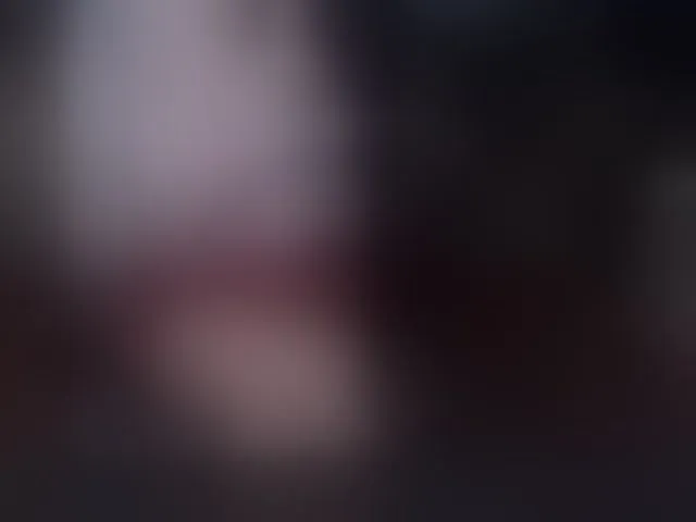 Live sex webcam photo for venusx1 #294100990