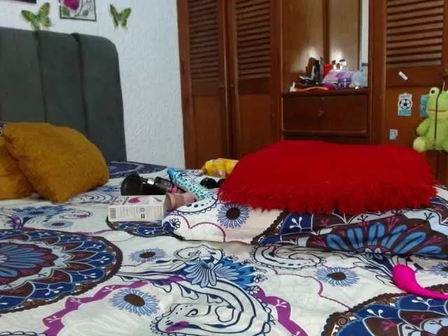 Live sex webcam photo for veronica-luna1 #277891380