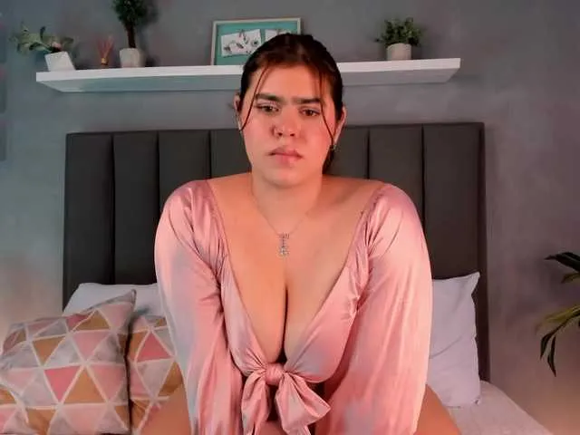 Live sex webcam photo for veronica185 #290681763