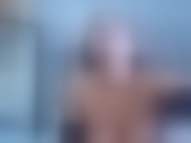 Live sex webcam photo for veronicaroose #294268839