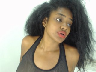 Live sex webcam photo for veronikalatin #140942842