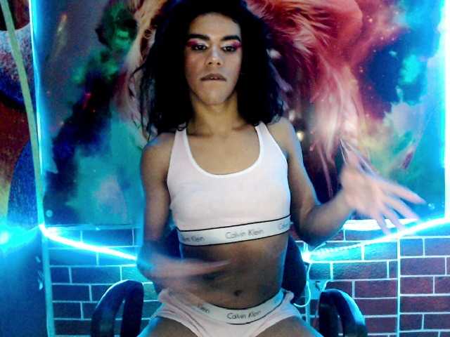 Live sex webcam photo for veronikdoll #273416167