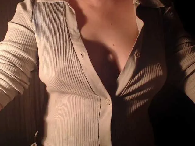 Live sex webcam photo for vesna2020 #292453349