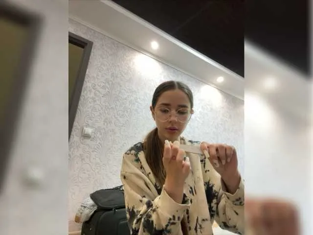 Live sex webcam photo for vialevi1 #278018332