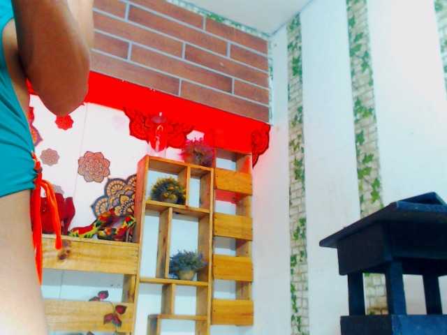 Live sex webcam photo for vianca24 #275772088