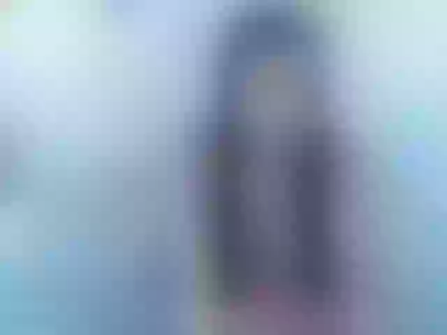Live sex webcam photo for vicky-rey #284153509