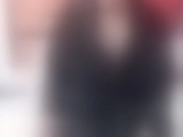 Live sex webcam photo for vicky94x #293923526