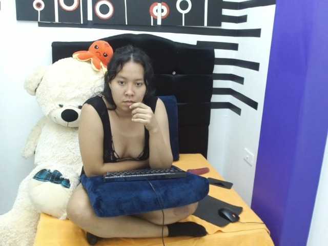 Live sex webcam photo for victoria-majo #276110278