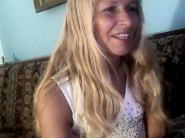 Live sex webcam photo for victoria71 #273486334