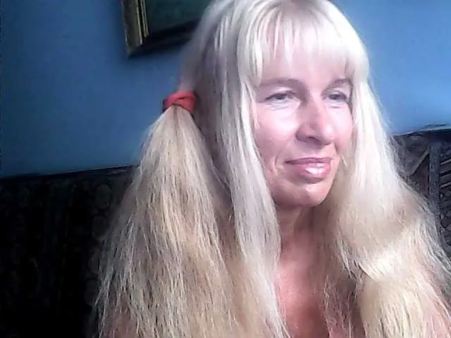 Live sex webcam photo for victoria71 #274163098