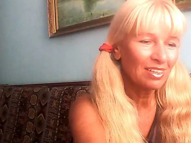 Live sex webcam photo for victoria71 #274184028