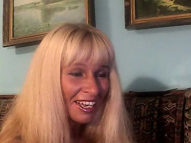 Live sex webcam photo for victoria71 #274249844