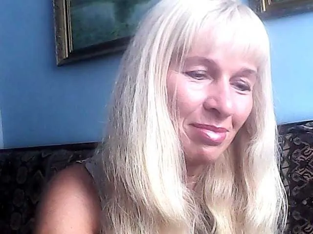 Live sex webcam photo for victoria71 #274298813