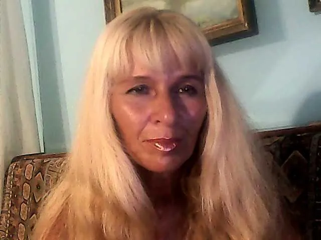 Live sex webcam photo for victoria71 #274311018