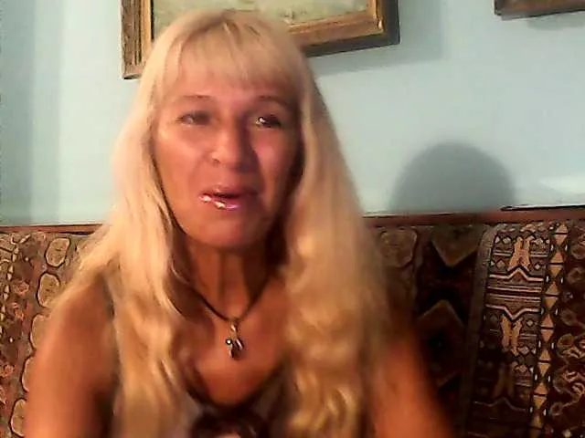 Live sex webcam photo for victoria71 #274344063