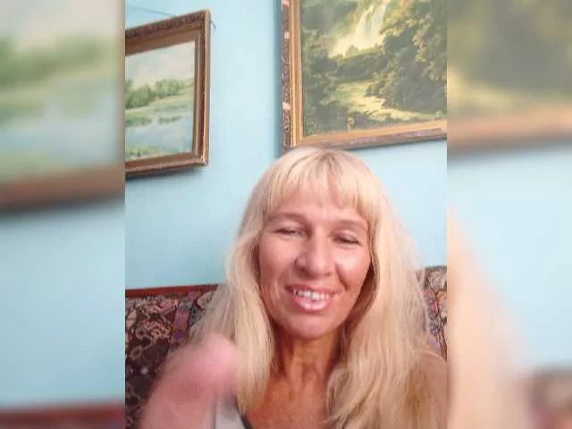 Live sex webcam photo for victoria71 #274350144