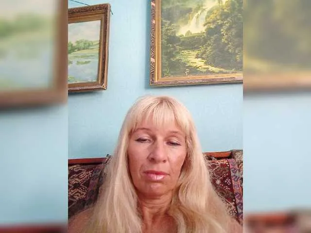 Live sex webcam photo for victoria71 #274439807