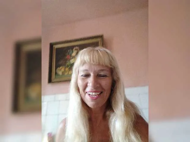 Live sex webcam photo for victoria71 #275630940