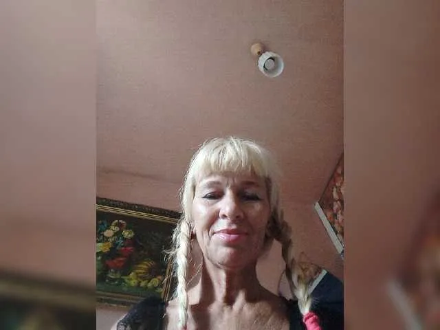 Live sex webcam photo for victoria71 #275778065