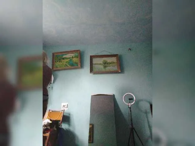 Live sex webcam photo for victoria71 #275900601