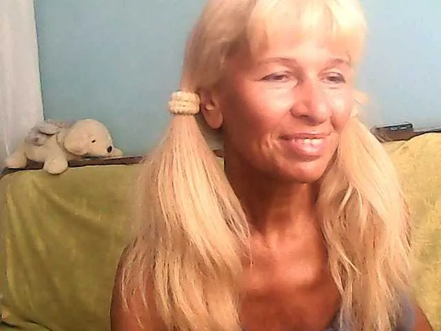 Live sex webcam photo for victoria71 #275973004