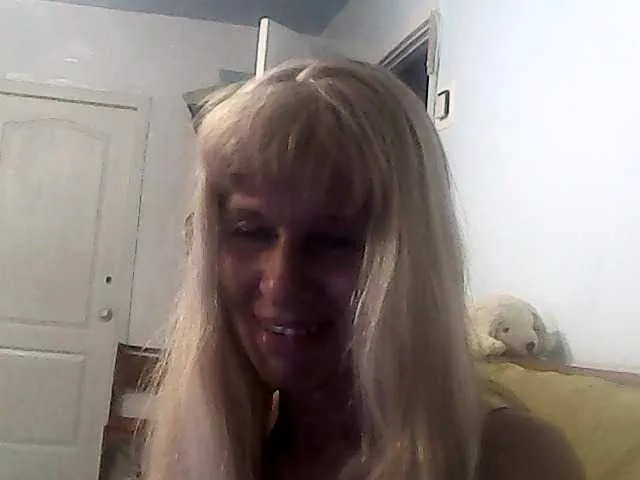 Live sex webcam photo for victoria71 #277839007