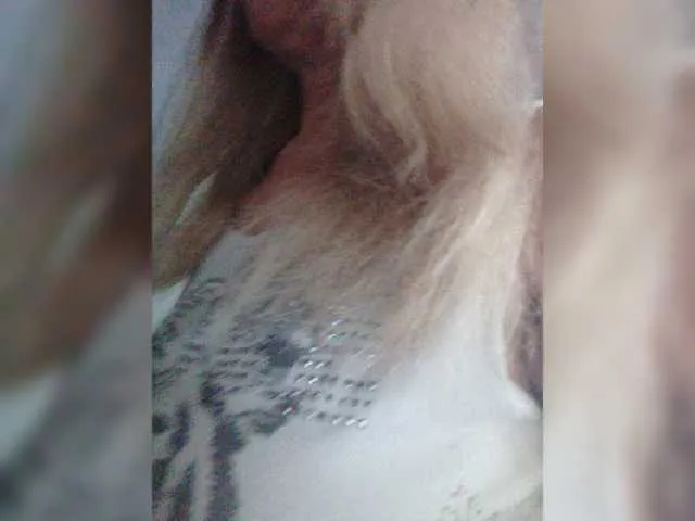 Live sex webcam photo for victoria71 #277873400