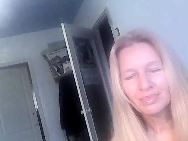 Live sex webcam photo for victoria71 #290791164