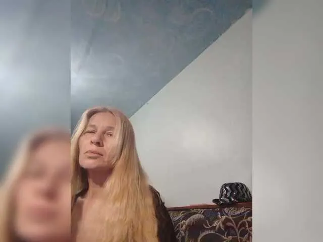 Live sex webcam photo for victoria71 #290856452