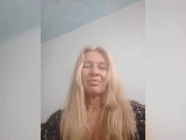 Live sex webcam photo for victoria71 #290881816