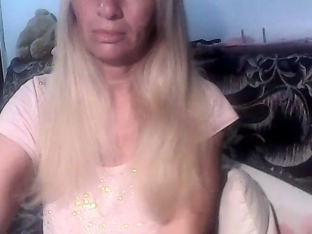 Live sex webcam photo for victoria71 #290966974