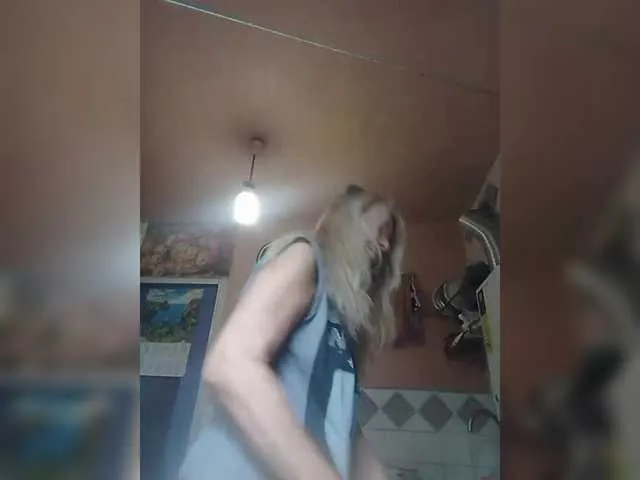 Live sex webcam photo for victoria71 #291089507