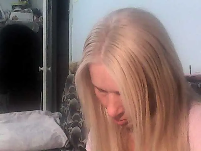 Live sex webcam photo for victoria71 #291220565