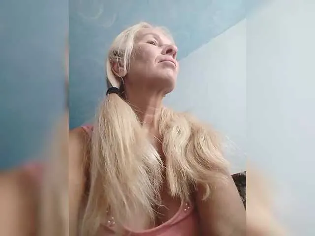 Live sex webcam photo for victoria71 #291291394