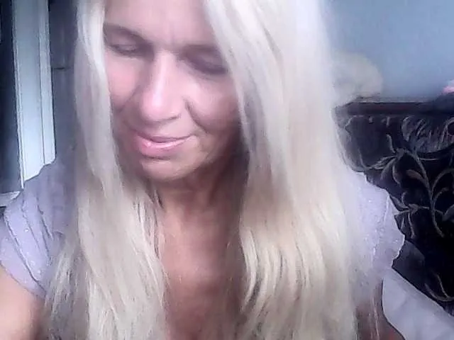 Live sex webcam photo for victoria71 #291319114