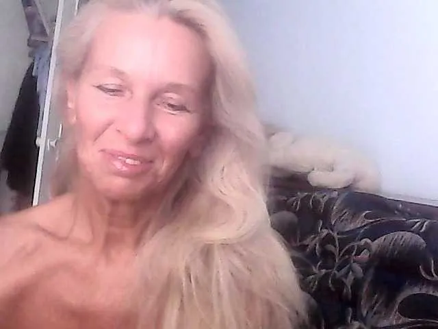 Live sex webcam photo for victoria71 #291628104