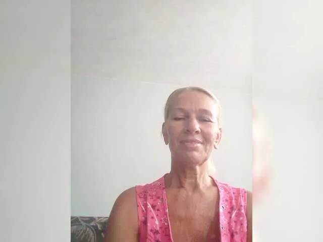 Live sex webcam photo for victoria71 #291776457