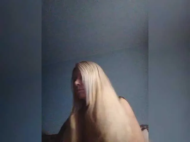 Live sex webcam photo for victoria71 #292260229