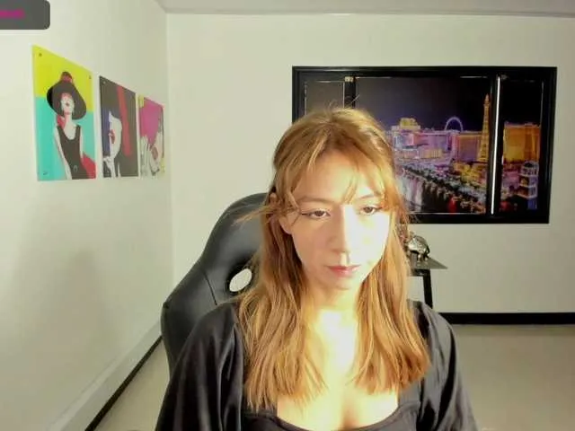 Live sex webcam photo for victoriabeck #272007735