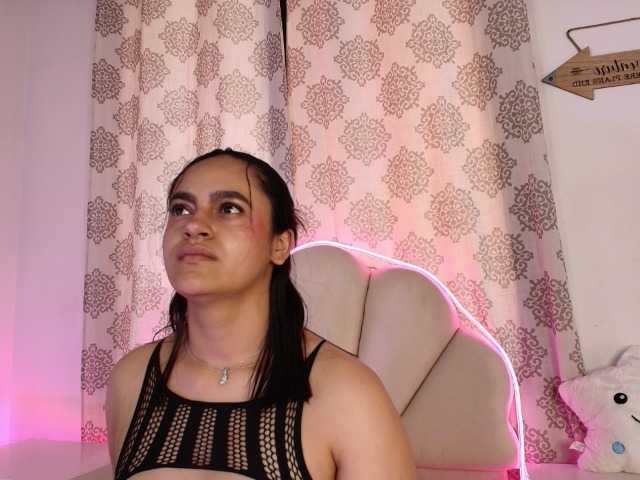 Live sex webcam photo for victoriablack #290685663