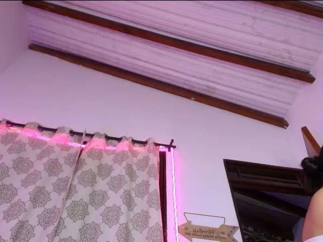 Live sex webcam photo for victoriablack #291094342