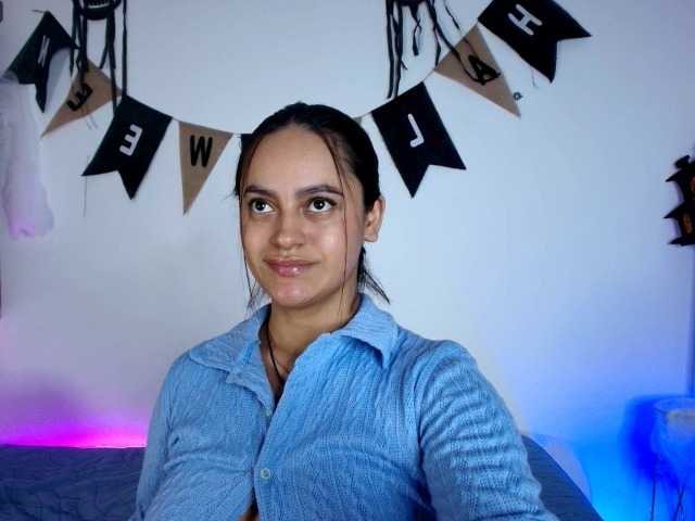 Live sex webcam photo for victoriablack #292048176