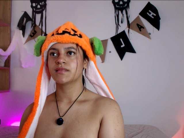 Live sex webcam photo for victoriablack #292101831