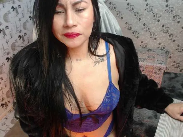 Live sex webcam photo for viictoriaa #271697014